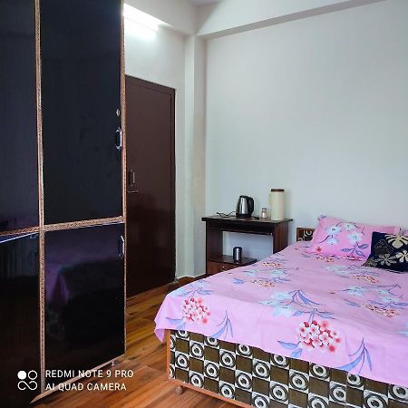 Trushali Homestay 纳尔卡恩达 外观 照片